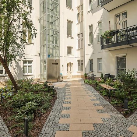 4 Personen Altbau Apartment Nahe Kurfuerstendamm - Romeo & Julia Берлин Екстериор снимка